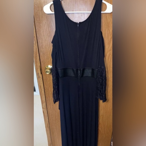 Hot Topic Dress - Picture 2 of 3